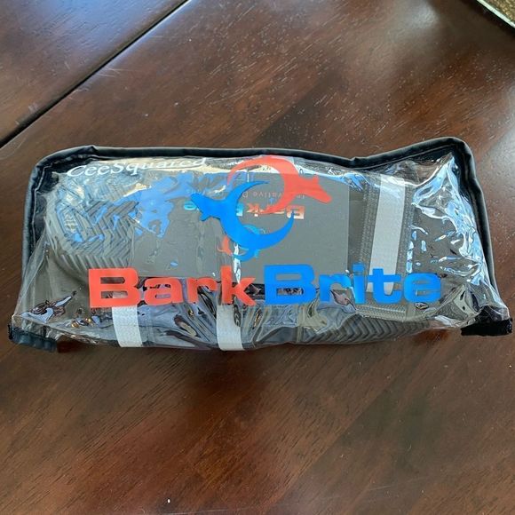 Bark Brite All Weather Reflective Neoprene Dog Pet Boots, 4 count NWT - Picture 2 of 10